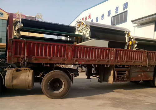 1481521318297752.jpg 無(wú)紡布設備